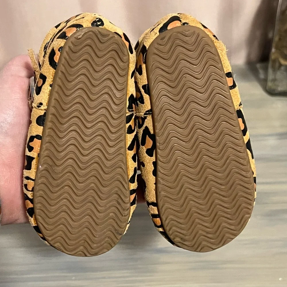 Your Tay Leopard Print Infant Mary Jane Shoes